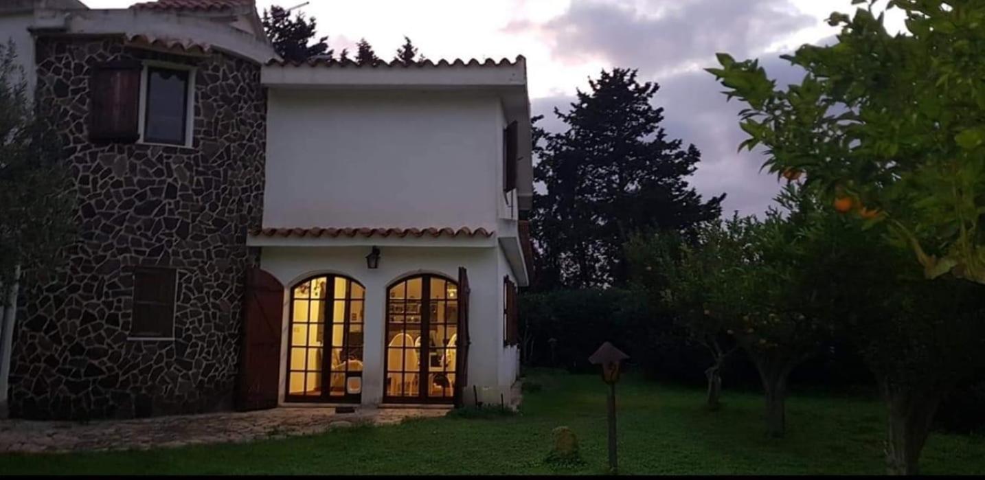 Il Giardino Di Frafa Apartment Quartu SantʼElena Екстериор снимка